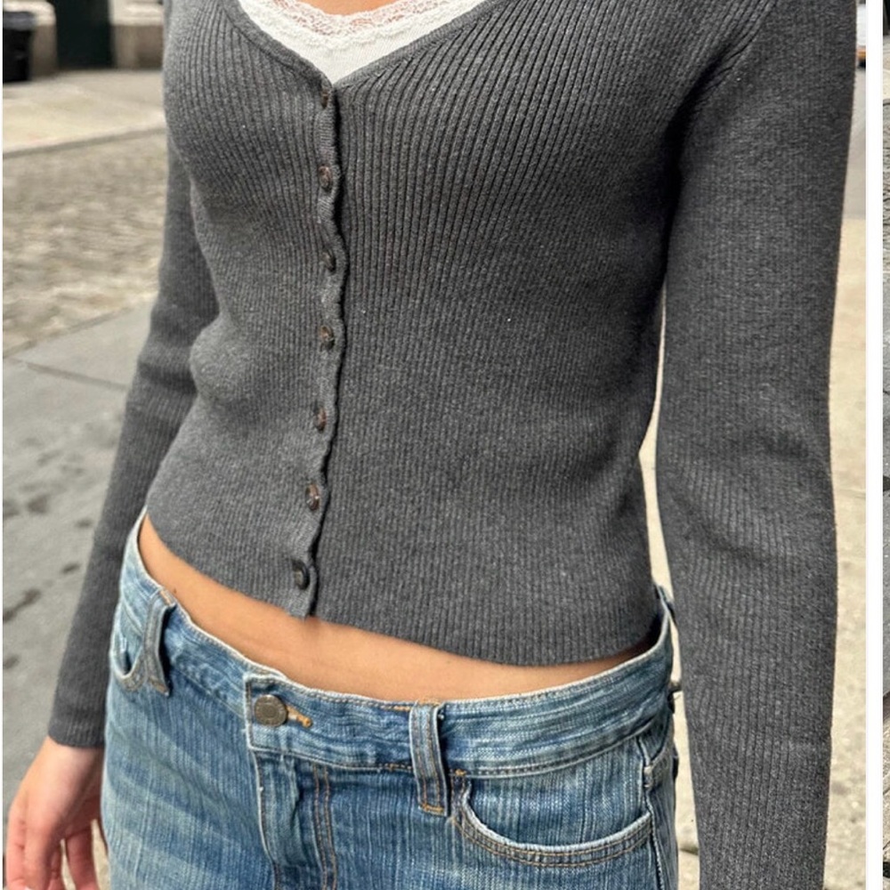 Brandy Melville Collin Cardigan